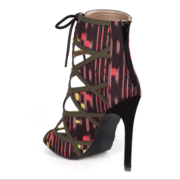 Abstract Caged Peep Toe Stiletto Ankle Bootie - Picture 5 of 6